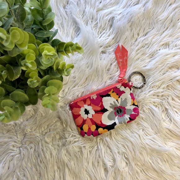 ⚡️SOLD⚡️Vera Bradley | Zip ID Case in Pixie Blooms - Picture 3 of 4